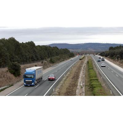 La Autopista de Navarra cumple 50 años con el futuro de sus peajes en el aire