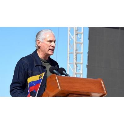 Díaz-Canel acusa a EE.UU. de usar los mismos "pretextos" de Venezuela para agredir a Cuba