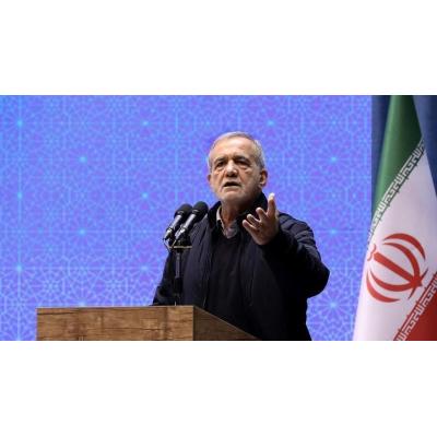 El presidente de Irán acusa a Europa de colaborar con Israel y EEUU para "fragmentar" a la sociedad del país