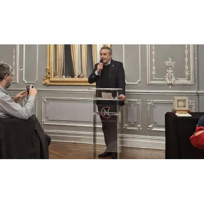 El hostelero Carlos Rodríguez Félix recibe el Premio Periodistas de Navarra