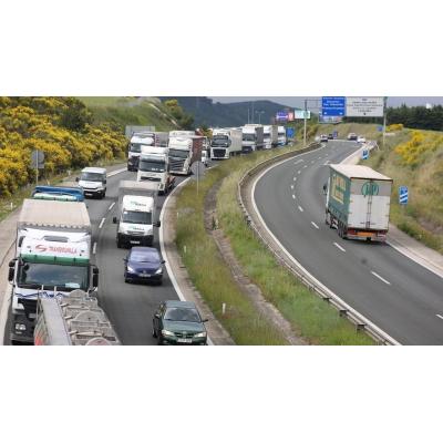 La velocidad en la Ronda Oeste de Pamplona se limitará a 100 km/h y se prohibirá a los camiones adelantar
