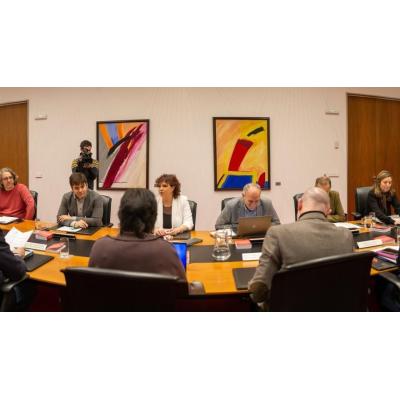Fotos de la Mesa y Junta de Portavoces del Parlamento de Navarra