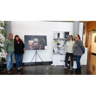 La Casa de Cultura de Aranguren acoge la exposición fotográfica ‘Nieva ceniza’ del fotoperiodista Iván Benítez