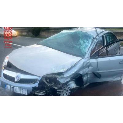 Investigado un conductor ebrio y drogado, con el carnet retirado, tras accidentarse en Urdiain circulando a gran velocidad