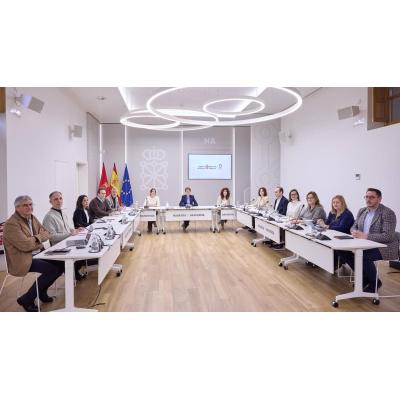 La regularización de inmigrantes provoca un "aluvión" de consultas al Gobierno foral