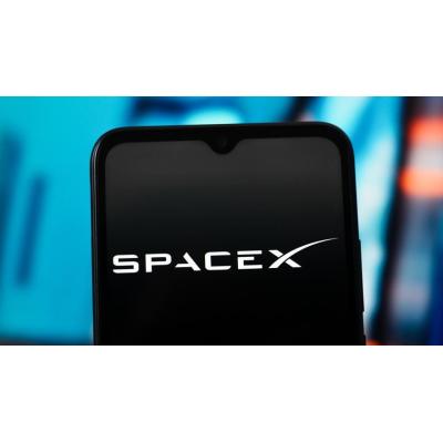 SpaceX solicita poner en órbita un millón de satélites para crear centros de datos de IA en el espacio