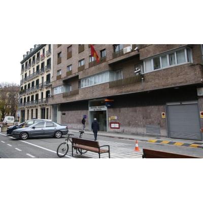 Piden el cese de una comisaría jefa de la Policía Nacional por el caso de la desaparición de pruebas de la doble violación con burundanga en Pamplona