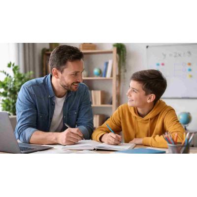 Las familias con más renta gastan un 18% más en clases particulares, según un estudio de Fundación "la Caixa"
