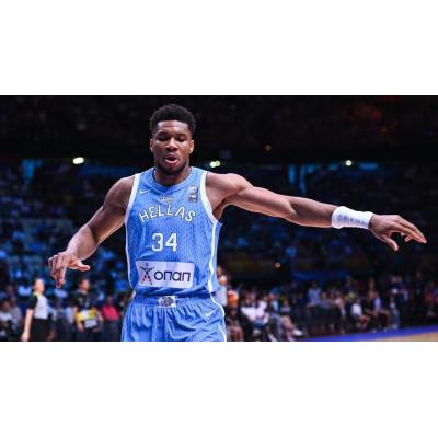 Antetokounmpo y Harden animan el 'Deadline Day' de la NBA