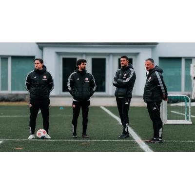 El pamplonés Pablo Remón llega a uno de los equipos más poderosos de la Bundesliga de la mano de Albert Riera