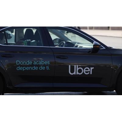 Uber gana 8.487 millones de euros en 2025 y anuncia el futuro despliegue de 'robotaxis' en Madrid