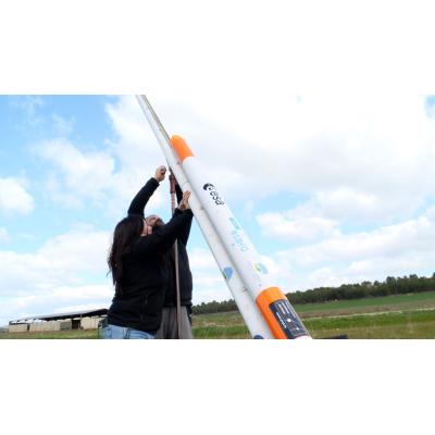 Mini satélites, cohetes y drones: así es el desafío que engancha a jóvenes de Navarra al espacio