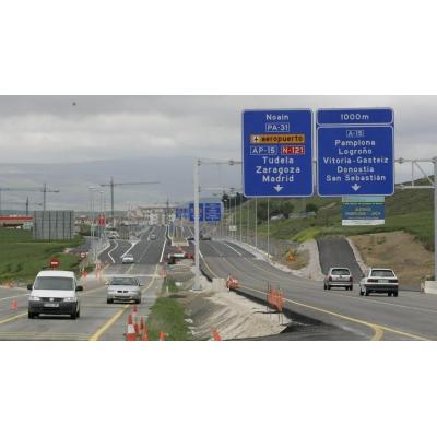 De 'hito de la modernidad' a negocio privado: los 50 años de la AP-15, la autopista de Navarra