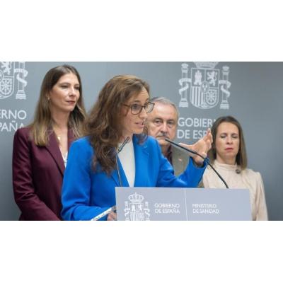 Mónica García pide por carta a los sindicatos médicos que cancelen la convocatoria de huelga