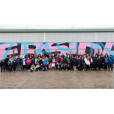 'Diversidad / Aniztasuna': alumnos de Lodosa realizan un mural por la convivencia
