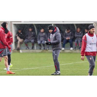 Lisci prevé un plan con "cosas diferentes" ante el Celta