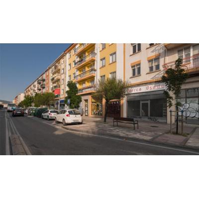 Un niño de 10 años y una joven de 28, intoxicados por una fuga de gas en Pamplona