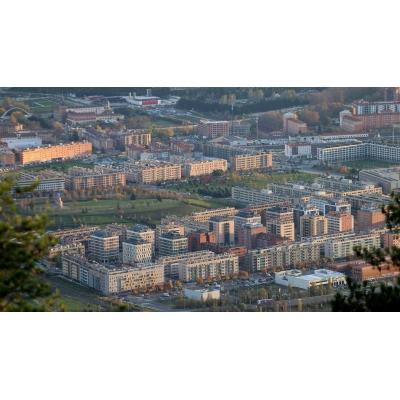 La nueva biblioteca junto a Buztintxuri enfrenta al ayuntamiento de Berrioplano