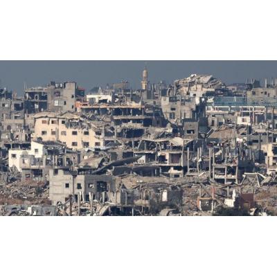 Israel bombardea un edificio en Gaza tras su primera orden de evacuación desde el alto el fuego