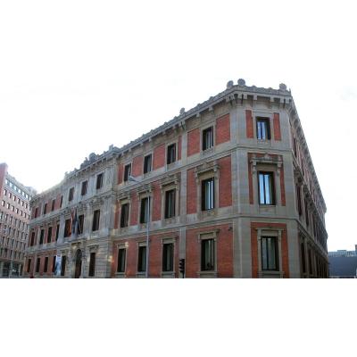 La polémica de la ley de profesorado de religión llega al Parlamento de Navarra