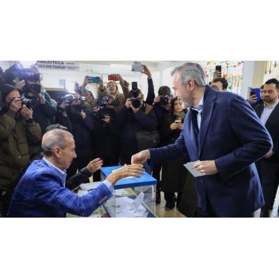 Las elecciones en Aragón, en imágenes