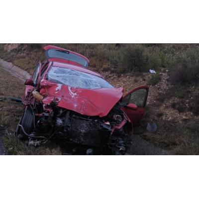 Herido un joven de 29 años tras una colisión entre un coche y un camión en la N-121 a la altura de Caparroso