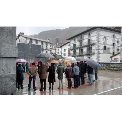 Leitza rinde homenaje a las víctimas del terrorismo