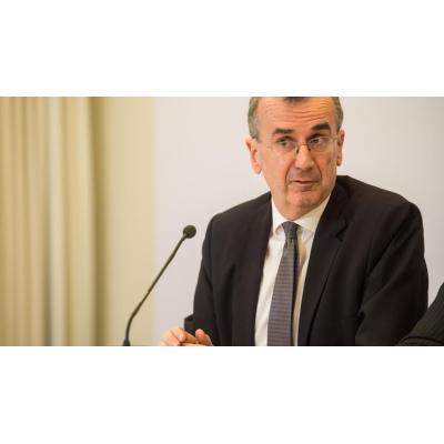Villeroy de Galhau renuncia como gobernador del Banco de Francia tras once años en el cargo