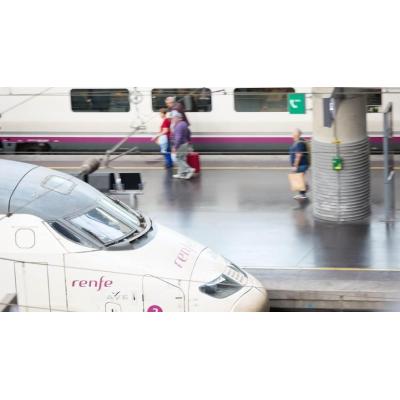 Arranca la huelga de trenes con 350 servicios de alta velocidad cancelados y los Cercanías al 50%