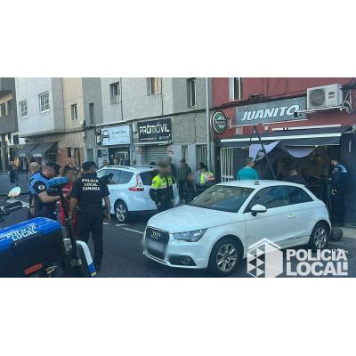 Siete heridos al colisionar un vehículo contra la terraza de un bar en Tenerife