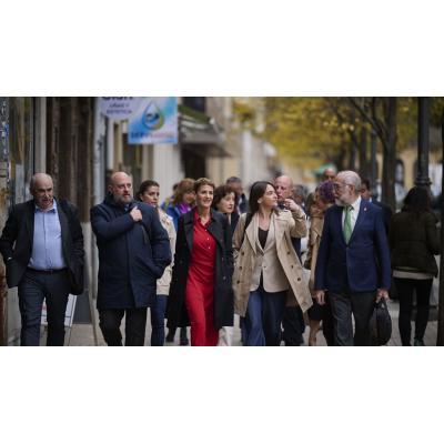 Chivite admite el batacazo del PSOE en Aragón y ve un "escenario diferente” en Navarra: "La coalición es estable"