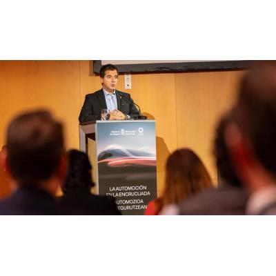 Proteger la cadena de valor, reto de Navarra ante el "avance imparable" del coche eléctrico