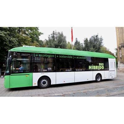 El uso del transporte público crece un 3,7% en 2025 y supera los 5.784 millones de pasajeros en el Estado