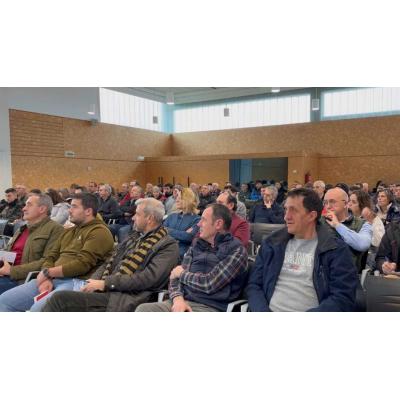 INTIA reúne al sector frutícola en Cadreita con lleno total