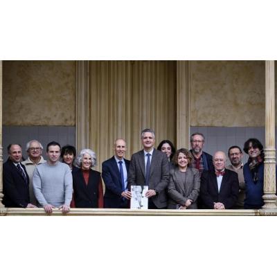 'El arte contemporáneo en Navarra', una investigación coral para un libro "necesario"