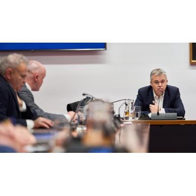 Se confirma que Santos Cerdán no vota a UPN