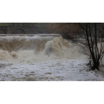 Las precipitaciones y el deshielo provocan crecidas en varios ríos de Navarra