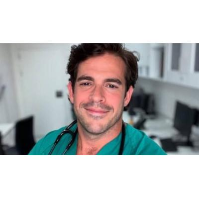 Aurelio Rojas, cardiólogo: "Las venas de tu cuello pueden avisarte de un problema en el corazón..."