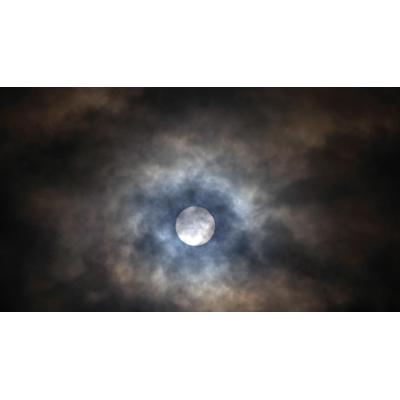 El Gobierno adquirirá 200.000 gafas para ver el eclipse total de sol que será visible en Navarra
