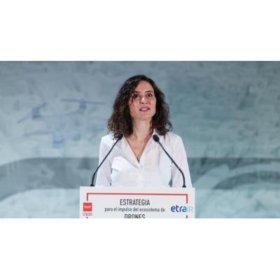 El ministro Bustinduy reprocha a Ayuso la concesión de una distinción a EEUU: "Lamebotas del poder"