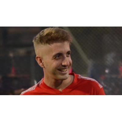 Muere Xisco Quesada, el futbolista-influencer que habló sin tapujos de su cáncer y que pasó sus últimos meses ingresado en Pamplona