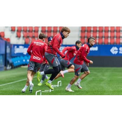 Víctor Muñoz: "Me siento cómodo en cualquiera de las posiciones de arriba y siempre intento dar el 100%"
