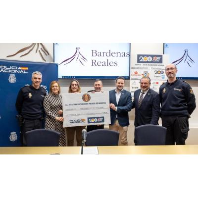 La Policía Nacional recauda 7.685 euros para la Asociación Navarra de Autismo (ANA)