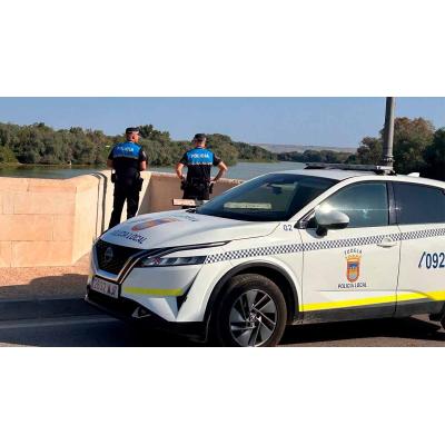Policía Local de Tudela interviene en un intento de suicidio en el Puente del Ebro