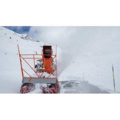 Nieve a 500 metros y lluvias intensas: Navarra activa su maquinaria quitanieves