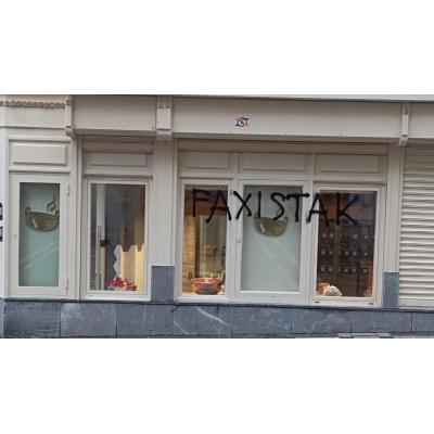 Nuevo ataque a la tienda de Sabor a España en la Plaza Consistorial de Pamplona