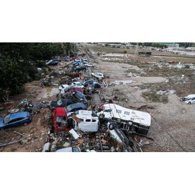 Fundación Caja Navarra destina 120.000 euros a tres proyectos sociales para la recuperación de Valencia tras la DANA