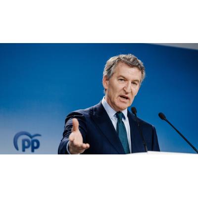 Feijóo asegura que no tiene líneas rojas para llegar a acuerdos "puntuales" con Vox: "Nos tenemos que entender"