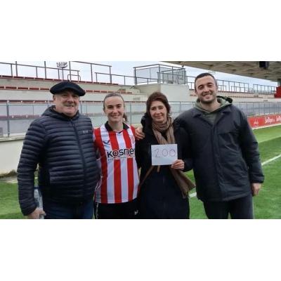 La navarra Ane Azkona juega su partido 200 con el Athletic
