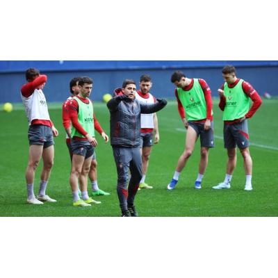 Fotos del entrenamiento de Osasuna (martes 17 de febrero de 2026)